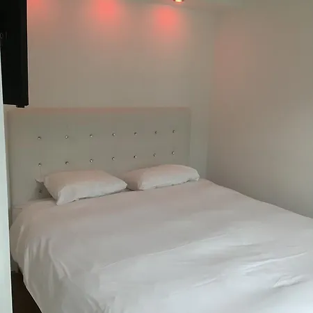 De Luxe Confort *